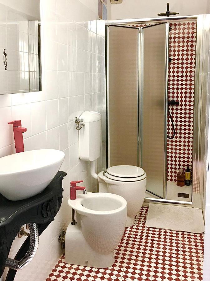 L'Ora Delle Streghe B&B Centralissimo Livorno Exteriér fotografie